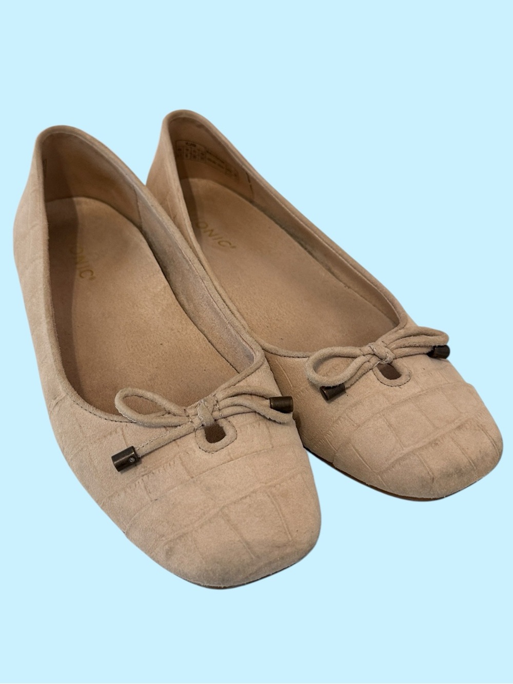 Vionic Quilted Bow Ballet Flats in Beige